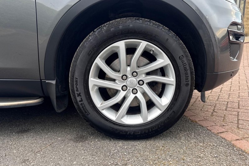 2019 (19) LAND ROVER DISCOVERY SPORT 2.0 TD4 180 SE Tech 5dr Auto 5551158