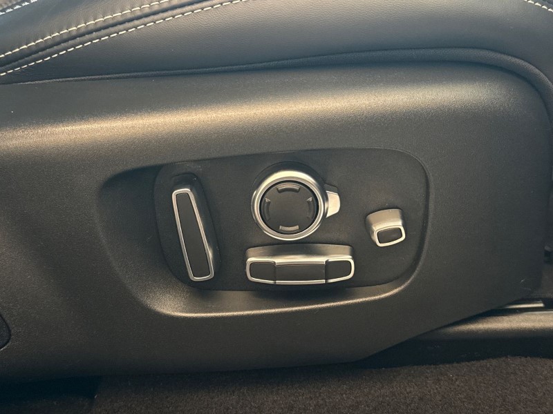 2021 (71) LAND ROVER RANGE ROVER VELAR 3.0 D300 MHEV R-Dynamic HSE 5dr Auto 5343610