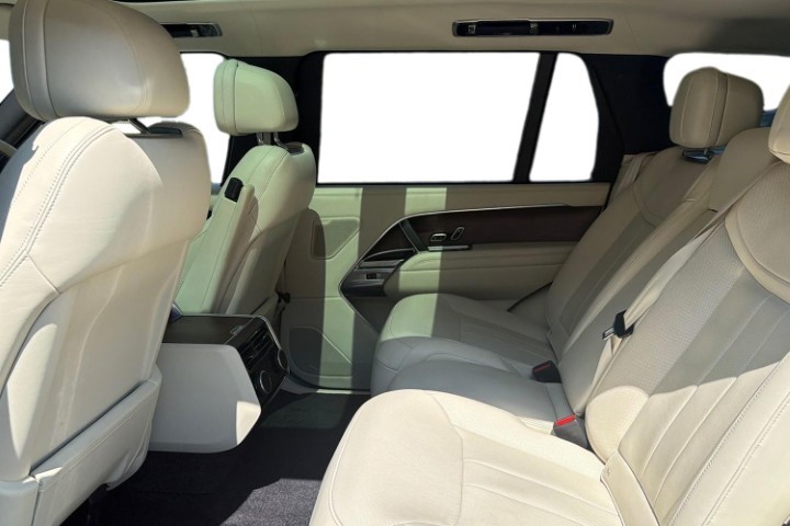 2023 (23) LAND ROVER RANGE ROVER 3.0 D350 Autobiography LWB 4dr Auto 5595813