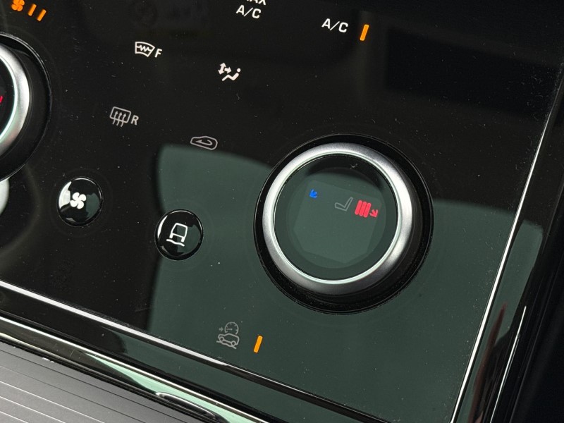 2022 (22) LAND ROVER RANGE ROVER EVOQUE 2.0 D200 Evoque Edition 5dr Auto 5339430