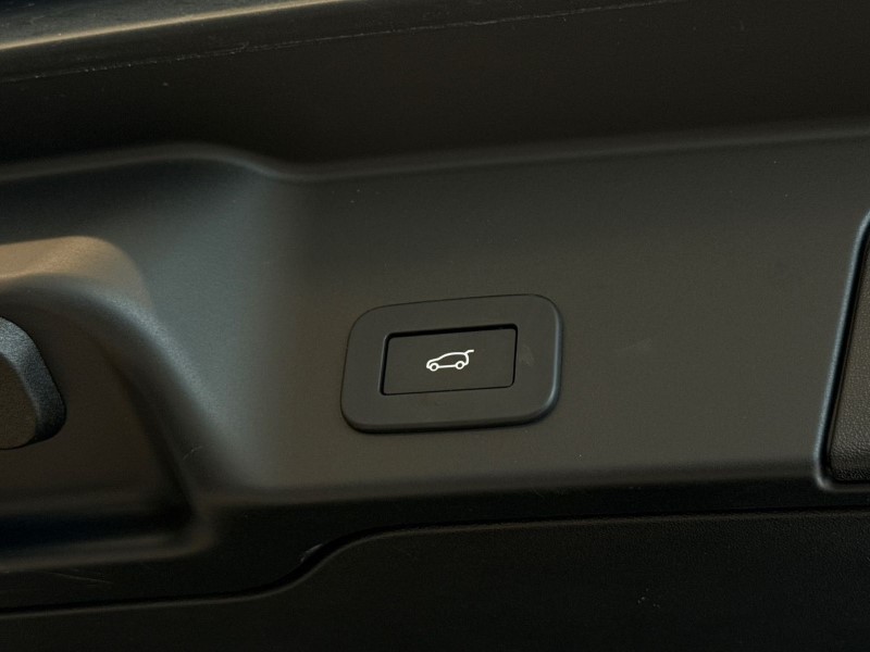 2022 (22) LAND ROVER RANGE ROVER EVOQUE 2.0 D200 Evoque Edition 5dr Auto 5339435