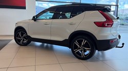 2021 (70) VOLVO XC40 1.5 T5 Recharge PHEV R DESIGN 5dr Auto 5338861