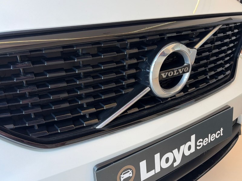 2021 (70) VOLVO XC40 1.5 T5 Recharge PHEV R DESIGN 5dr Auto 5338847