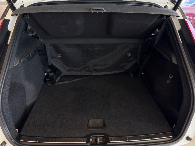 2021 (70) VOLVO XC40 1.5 T5 Recharge PHEV R DESIGN 5dr Auto 5338815