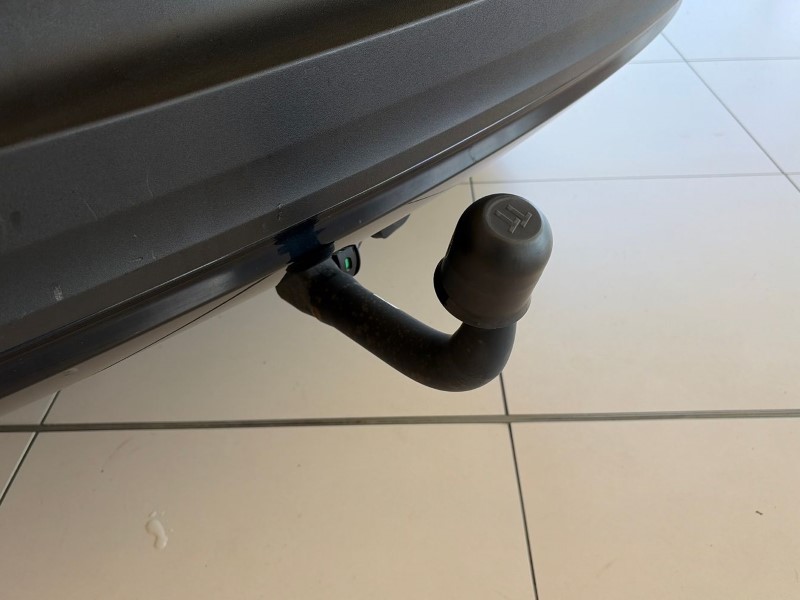 2021 (70) VOLVO XC40 1.5 T5 Recharge PHEV R DESIGN 5dr Auto 5338826