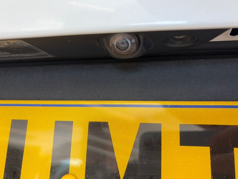 2021 (70) VOLVO XC40 1.5 T5 Recharge PHEV R DESIGN 5dr Auto 5338845