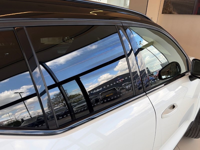 2021 (70) VOLVO XC40 1.5 T5 Recharge PHEV R DESIGN 5dr Auto 5338855