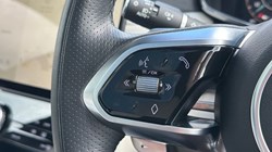 2022 (72) JAGUAR F-PACE 3.0 D300 R-Dynamic HSE 5dr Auto AWD 5368637