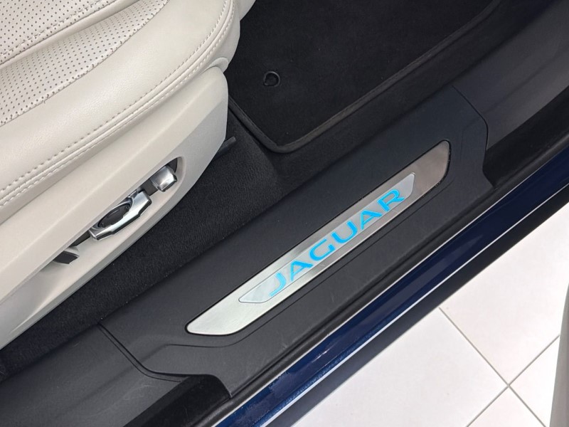2022 (72) JAGUAR F-PACE 3.0 D300 R-Dynamic HSE 5dr Auto AWD 5368647