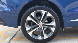 2022 (72) JAGUAR F-PACE 3.0 D300 R-Dynamic HSE 5dr Auto AWD 5368617