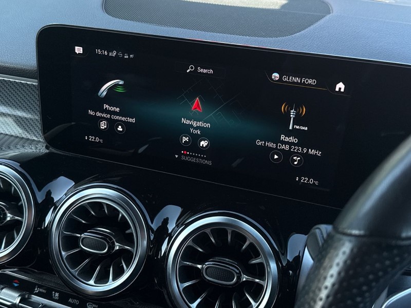 2022 (22) MERCEDES-BENZ GLB 220d 4Matic AMG Line Premium 5dr 8G-Tronic 5345947