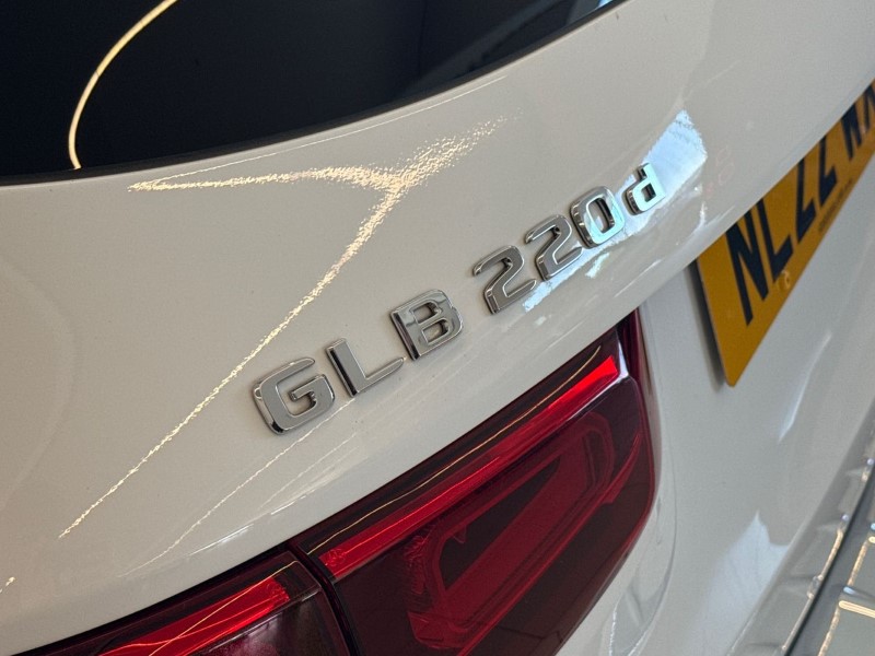 2022 (22) MERCEDES-BENZ GLB 220d 4Matic AMG Line Premium 5dr 8G-Tronic 5345961