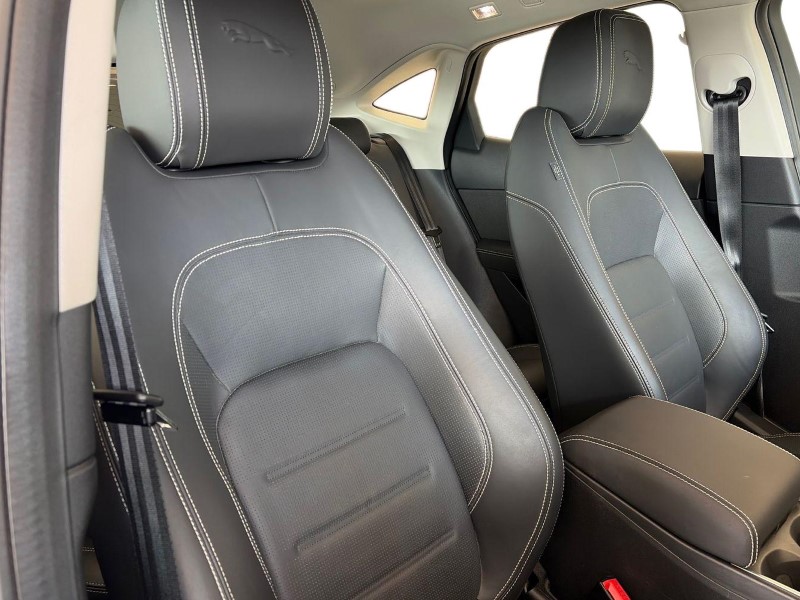 2022 (22) JAGUAR E-PACE 1.5 P300e R-Dynamic HSE 5dr Auto 5380240