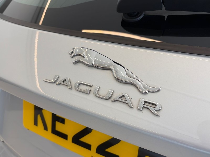 2022 (22) JAGUAR E-PACE 1.5 P300e R-Dynamic HSE 5dr Auto 5380261
