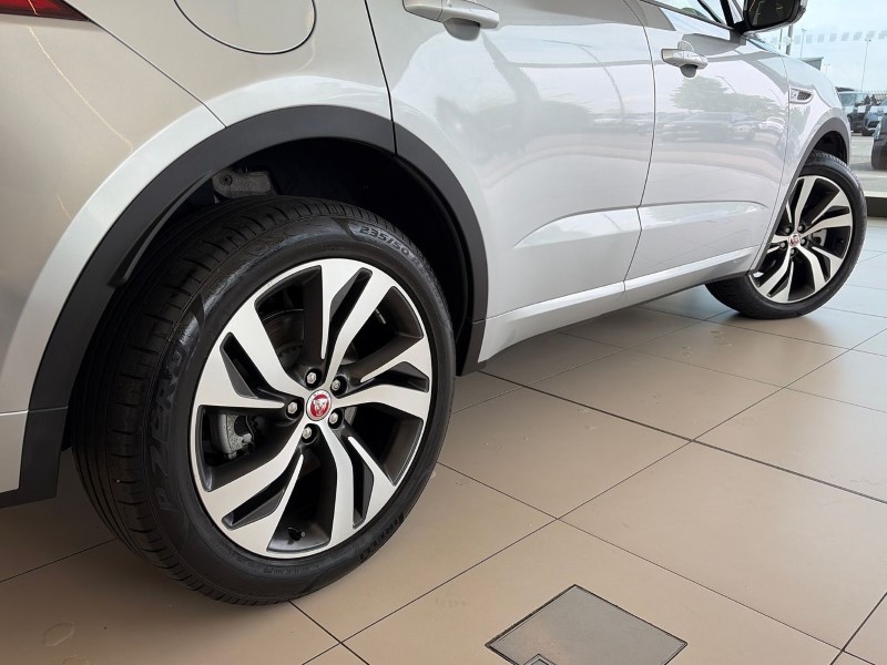 2022 (22) JAGUAR E-PACE 1.5 P300e R-Dynamic HSE 5dr Auto 5380264