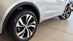 2022 (22) JAGUAR E-PACE 1.5 P300e R-Dynamic HSE 5dr Auto 5380264