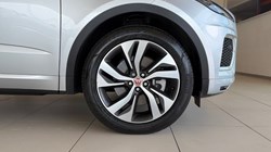 2022 (22) JAGUAR E-PACE 1.5 P300e R-Dynamic HSE 5dr Auto 5380223