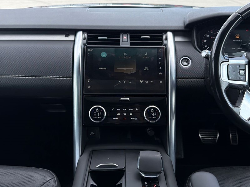 2021 (21) LAND ROVER DISCOVERY 3.0 D300 R-Dynamic HSE 5dr Auto 5375304