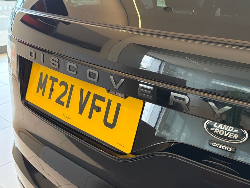 2021 (21) LAND ROVER DISCOVERY 3.0 D300 R-Dynamic HSE 5dr Auto 5375335