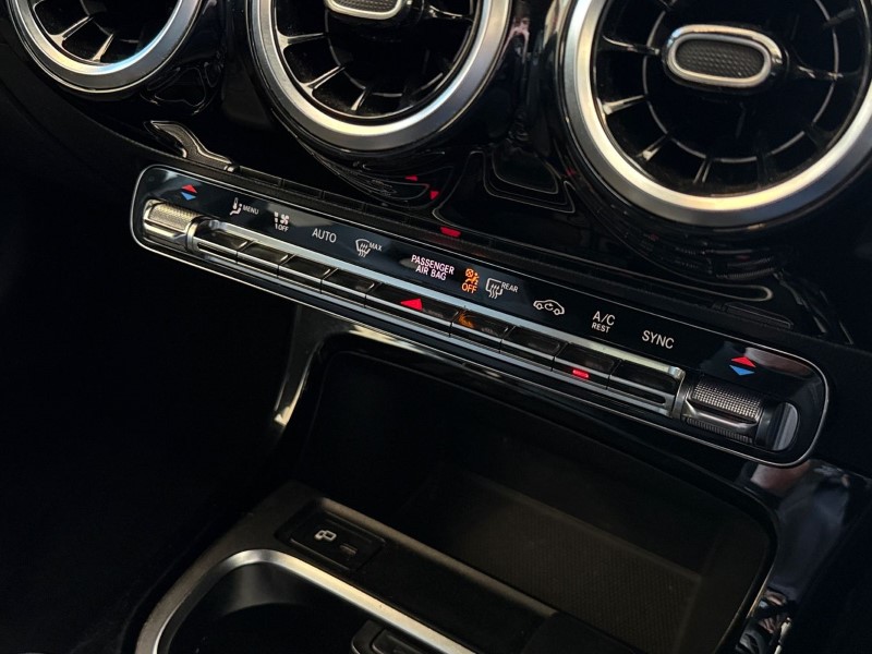 2019 (69) MERCEDES-BENZ A CLASS A180 AMG Line 5dr 5341399