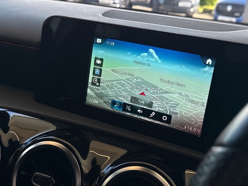 2019 (69) MERCEDES-BENZ A CLASS A180 AMG Line 5dr 5341379