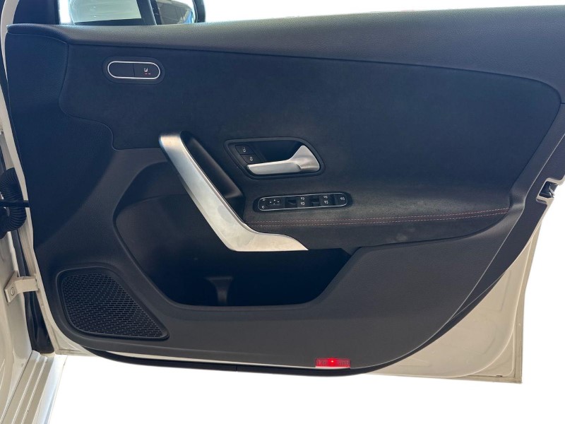 2019 (69) MERCEDES-BENZ A CLASS A180 AMG Line 5dr 5341389