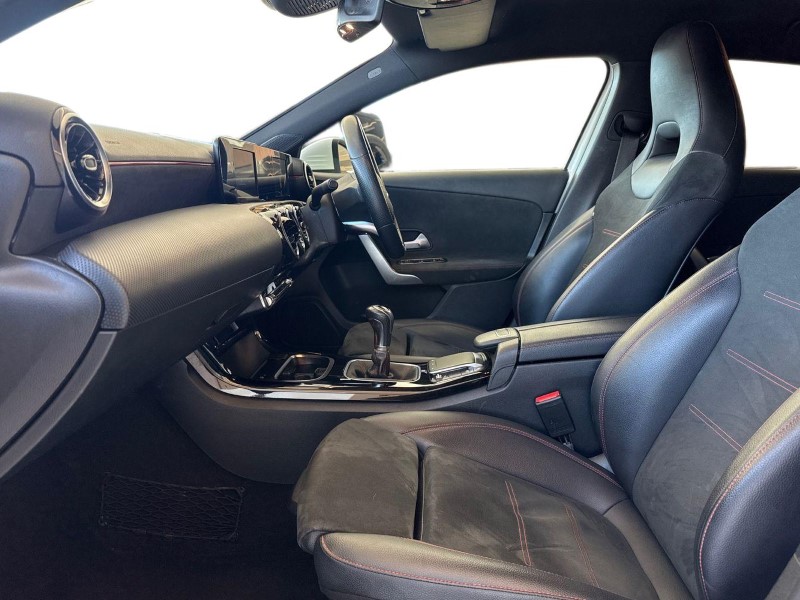 2019 (69) MERCEDES-BENZ A CLASS A180 AMG Line 5dr 5341371