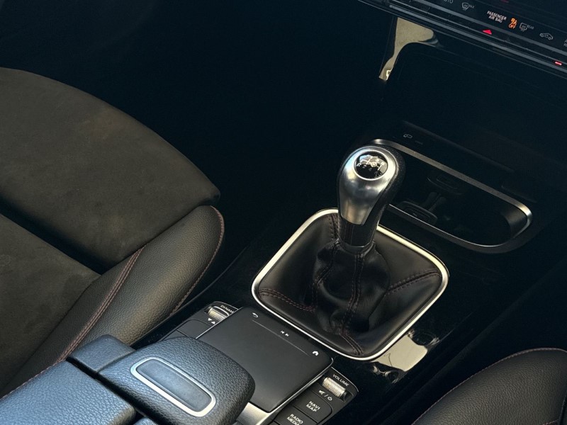 2019 (69) MERCEDES-BENZ A CLASS A180 AMG Line 5dr 5341381