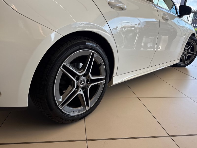 2019 (69) MERCEDES-BENZ A CLASS A180 AMG Line 5dr 5341412