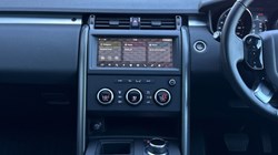 2020 (20) LAND ROVER DISCOVERY 3.0 SD6 Landmark Edition 5dr Auto 5358134