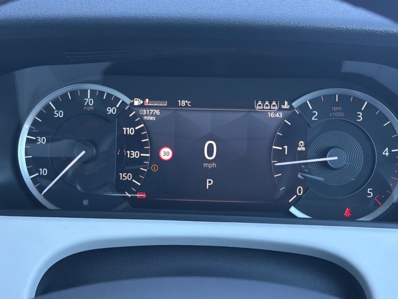 2022 (22) LAND ROVER RANGE ROVER VELAR 2.0 D200 S 5dr Auto 5359902