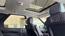 2021 (21) LAND ROVER DISCOVERY 3.0 D250 S 5dr Auto 5372821