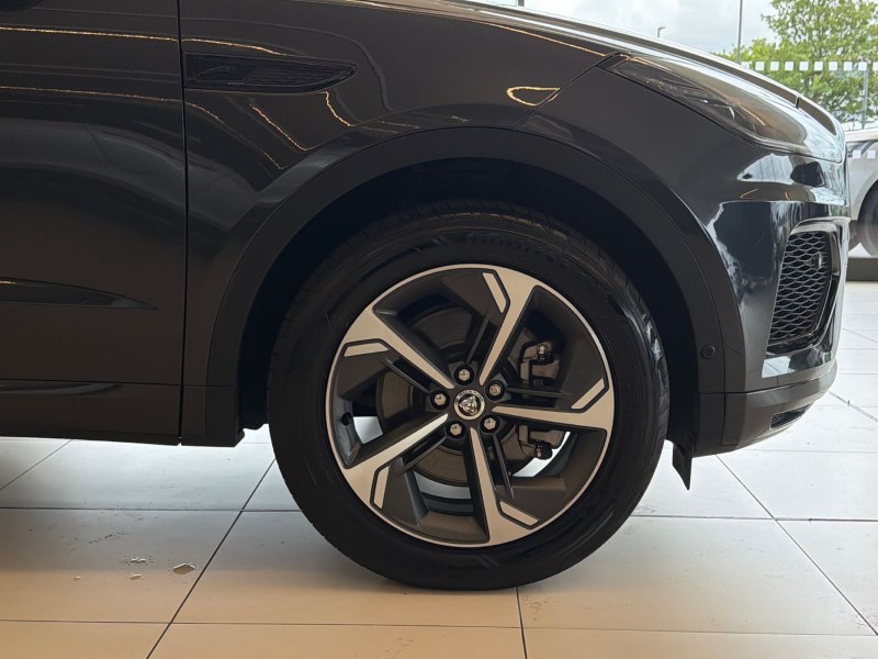 2024 (74) JAGUAR E-PACE 2.0 D200 R-Dynamic SE Black 5dr Auto 5375722