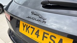 2024 (74) JAGUAR E-PACE 2.0 D200 R-Dynamic SE Black 5dr Auto 5375758