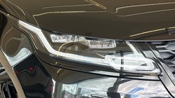 2021 (21) LAND ROVER RANGE ROVER VELAR 3.0 D300 MHEV R-Dynamic SE 5dr Auto 5364076