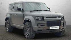 2025 (25) LAND ROVER DEFENDER 4.4 P635 Octa Edition One 110 5dr Auto 5373234