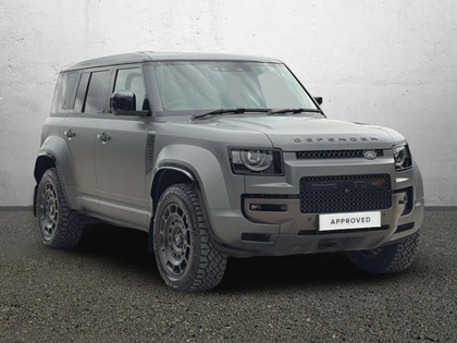 2025 (25) LAND ROVER DEFENDER 4.4 P635 Octa Edition One 110 5dr Auto