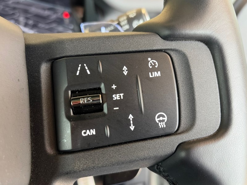 2025 (25) LAND ROVER DEFENDER 4.4 P635 Octa Edition One 110 5dr Auto 5373263