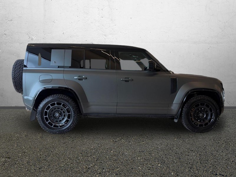 2025 (25) LAND ROVER DEFENDER 4.4 P635 Octa Edition One 110 5dr Auto 5373238