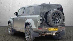 2025 (25) LAND ROVER DEFENDER 4.4 P635 Octa Edition One 110 5dr Auto 1