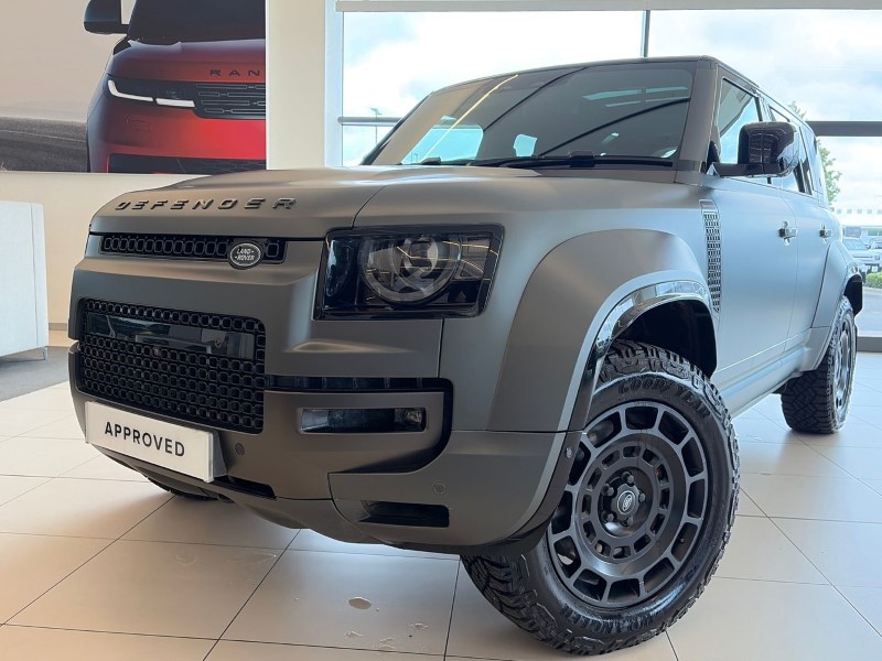 2025 (25) LAND ROVER DEFENDER 4.4 P635 Octa Edition One 110 5dr Auto 5373291