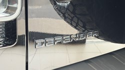 2025 (25) LAND ROVER DEFENDER 4.4 P635 Octa Edition One 110 5dr Auto 5373283