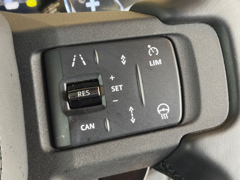 2025 (25) LAND ROVER DEFENDER 4.4 P635 Octa Edition One 110 5dr Auto 5373261