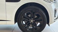 2024 (73) JAGUAR F-PACE 2.0 D200 R-Dynamic HSE Black 5dr Auto AWD 5393176