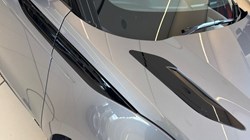 2019 (69) LAND ROVER RANGE ROVER EVOQUE 2.0 D180 R-Dynamic SE 5dr Auto 5353825