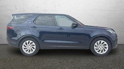 2023 (23) LAND ROVER DISCOVERY 3.0 D300 S 5dr Auto 5377208