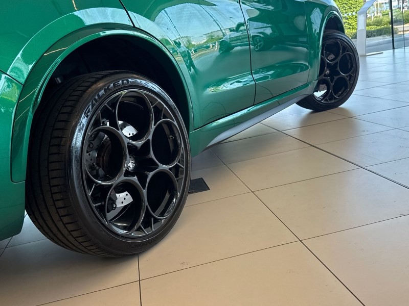 2024 (73) ALFA ROMEO STELVIO 2.9 V6 BiTurbo 510 Quadrifoglio 5dr Auto [ACC] 5361863