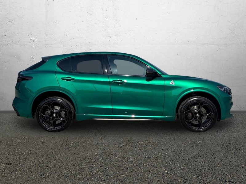 2024 (73) ALFA ROMEO STELVIO 2.9 V6 BiTurbo 510 Quadrifoglio 5dr Auto [ACC] 5410634