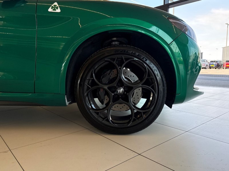2024 (73) ALFA ROMEO STELVIO 2.9 V6 BiTurbo 510 Quadrifoglio 5dr Auto [ACC] 5361825