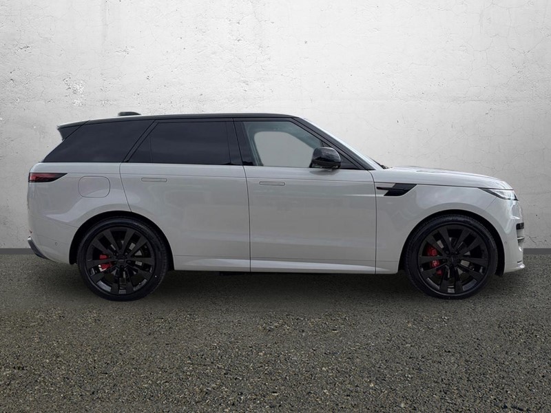 2025 (75) LAND ROVER RANGE ROVER SPORT 3.0 P460e Dynamic SE 5dr Auto 5390700